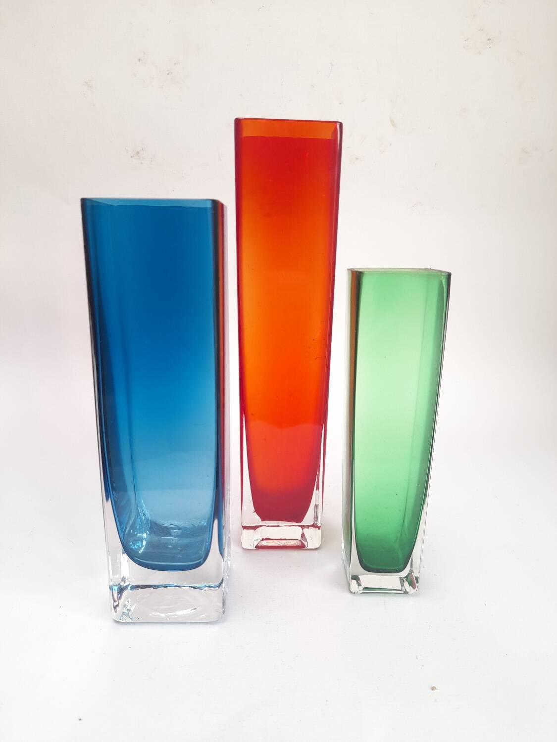 Set of 3 Murano glass vases