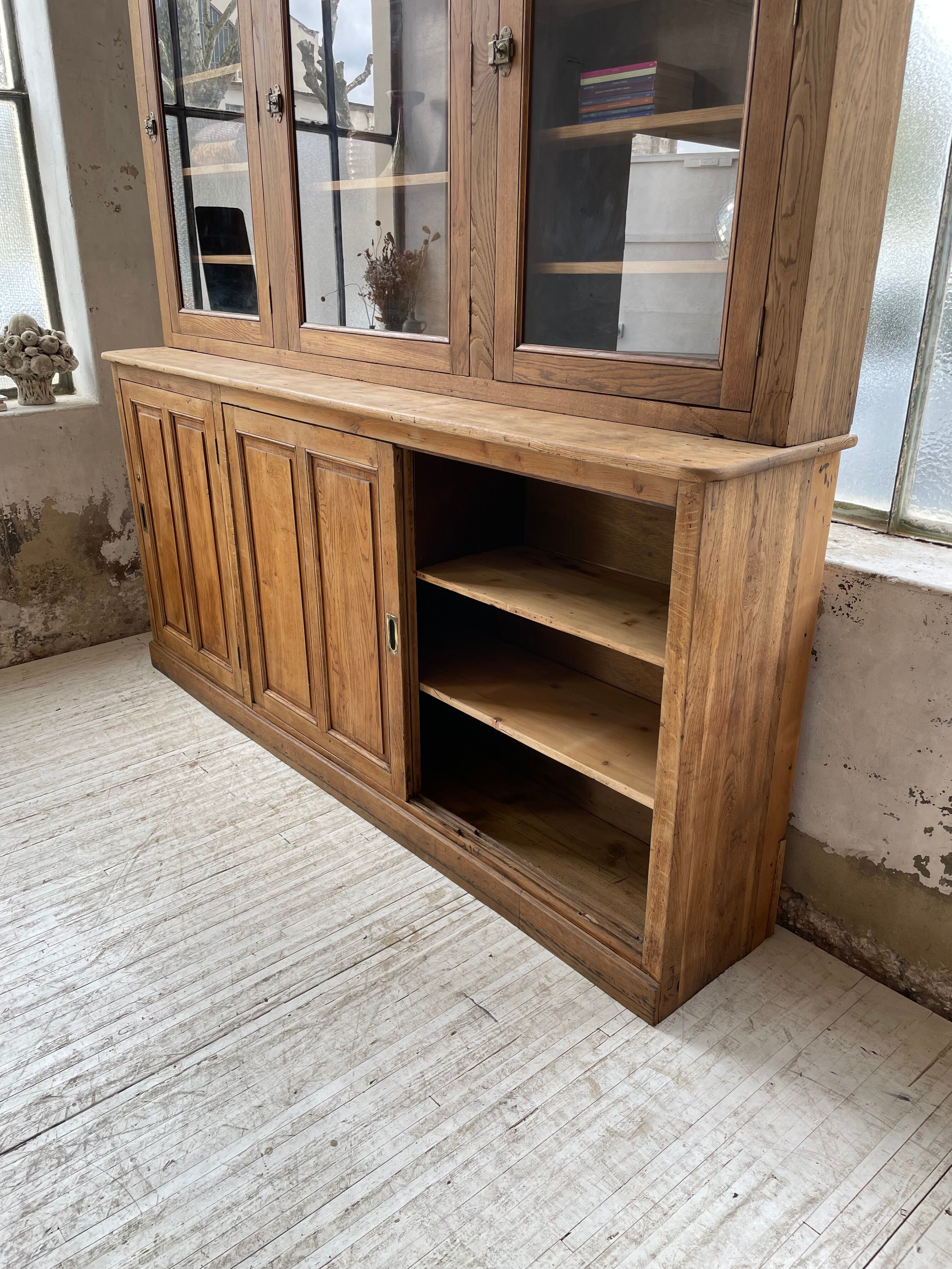 Oak showcase bookcase