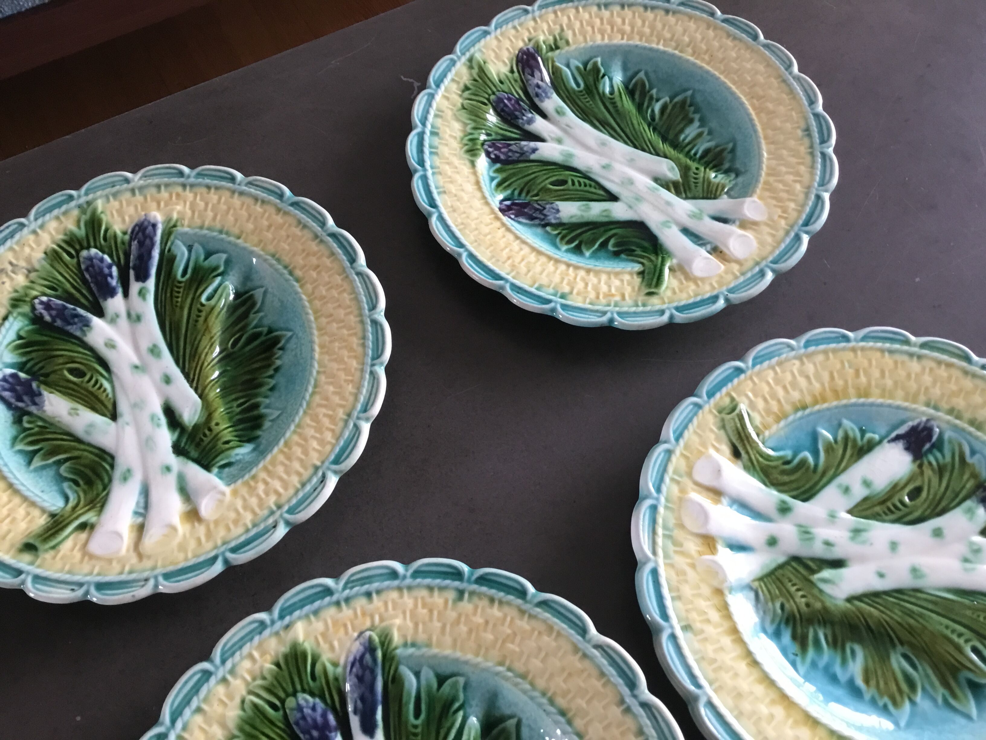 6 asparagus plates in slip