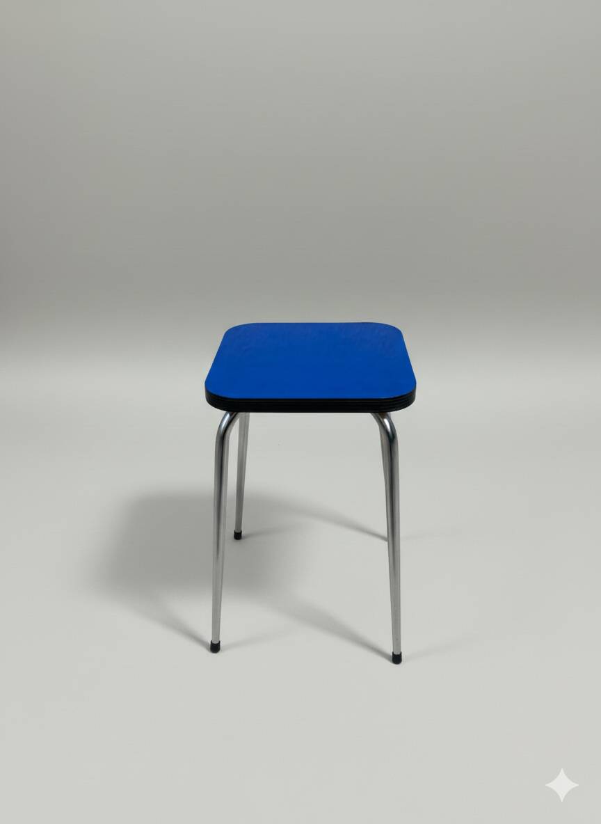 Tabouret vintage en chrome et formica bleu Klein, restauré