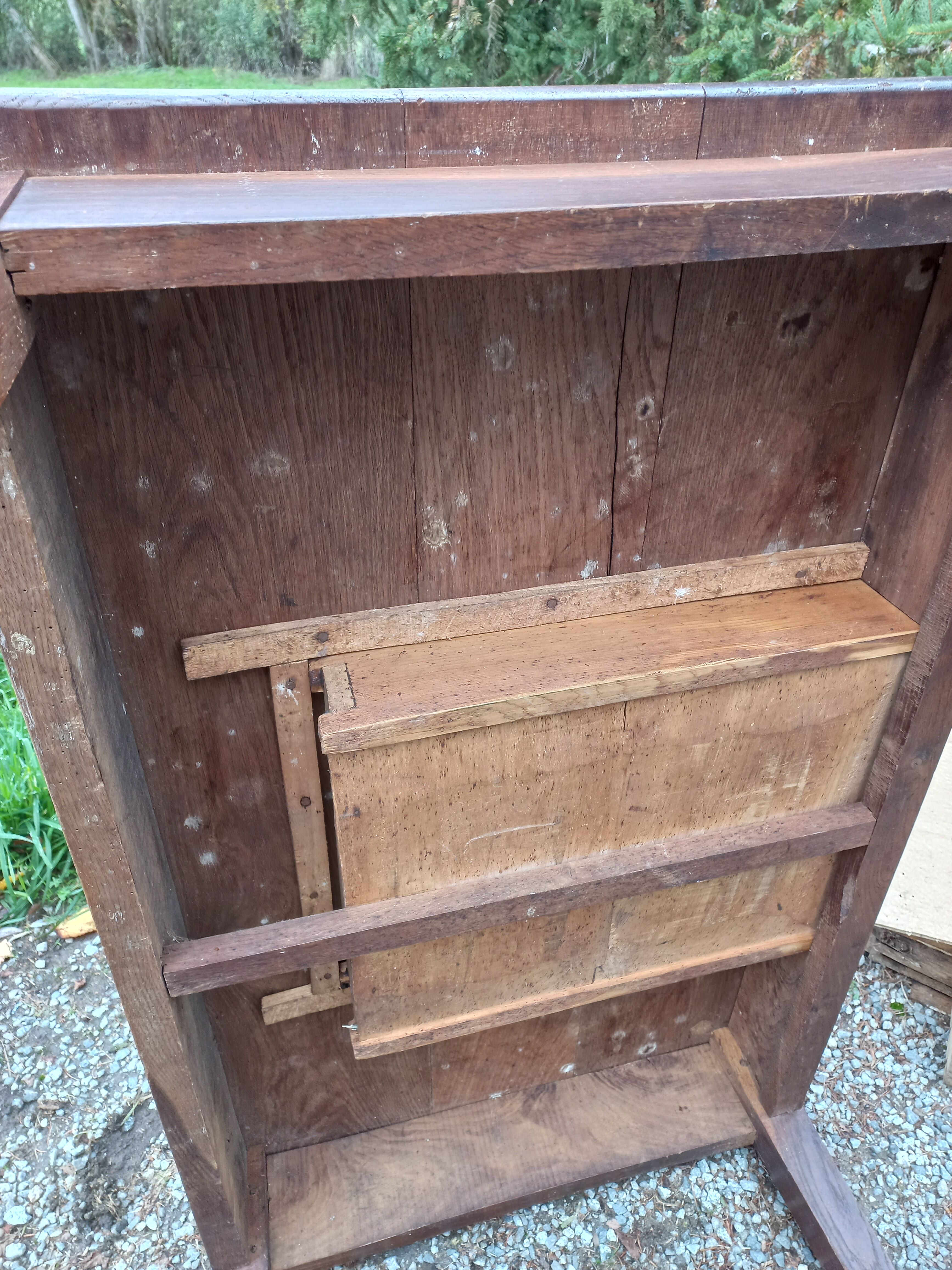 Oak farmhouse coffee table 1 drawer nineteenth century feet bobbins