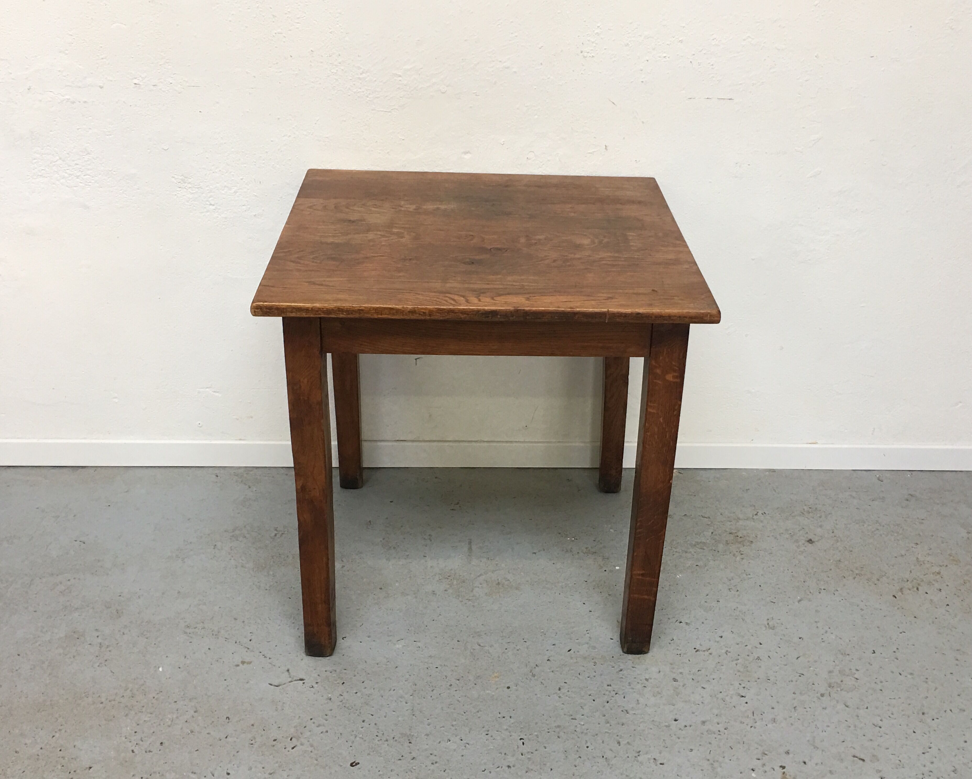 Square bistro table