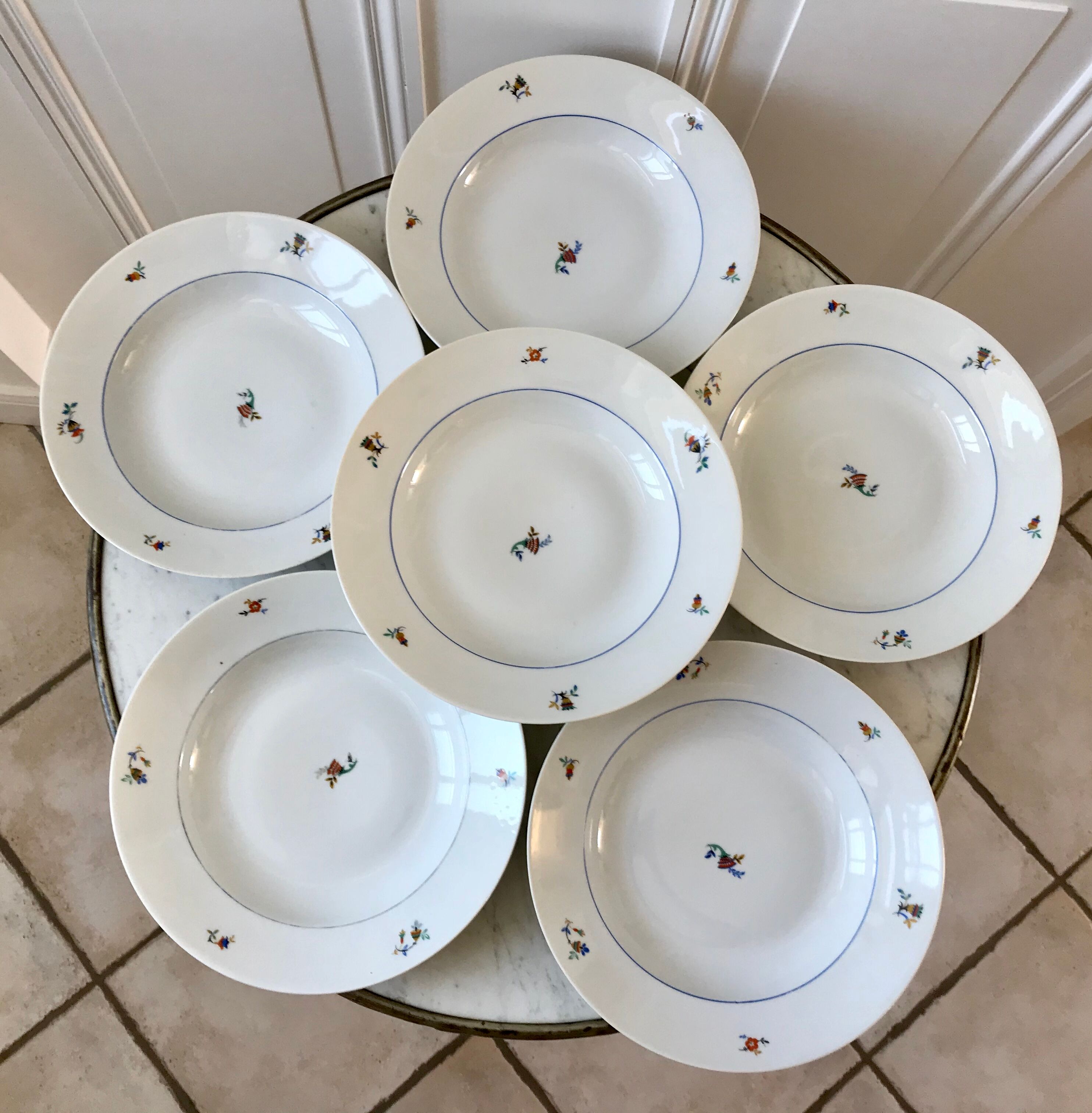 Set of 6 hollow plates Made in France registered model "Czechs" years 50-60