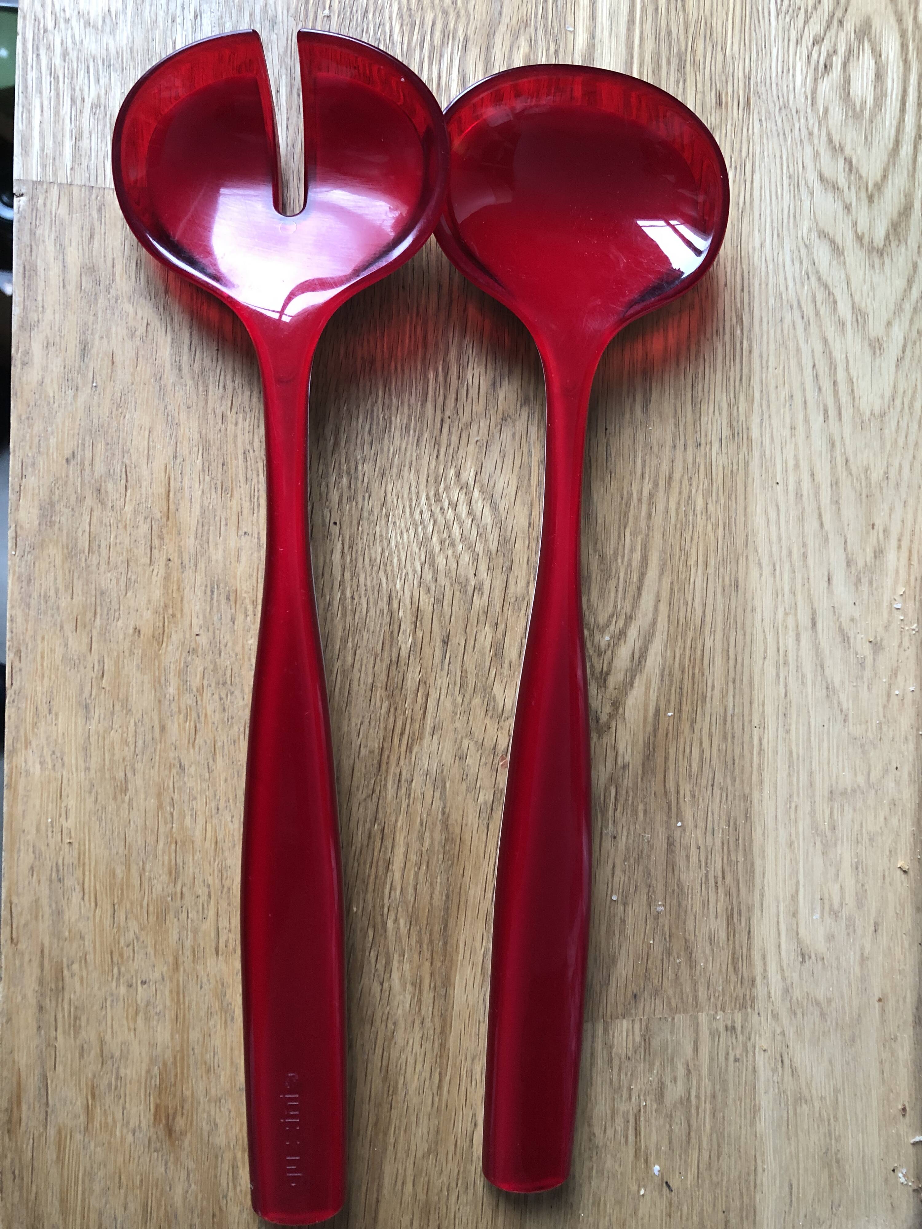 Bicoloured salad cutlery by Guzzini. Italy