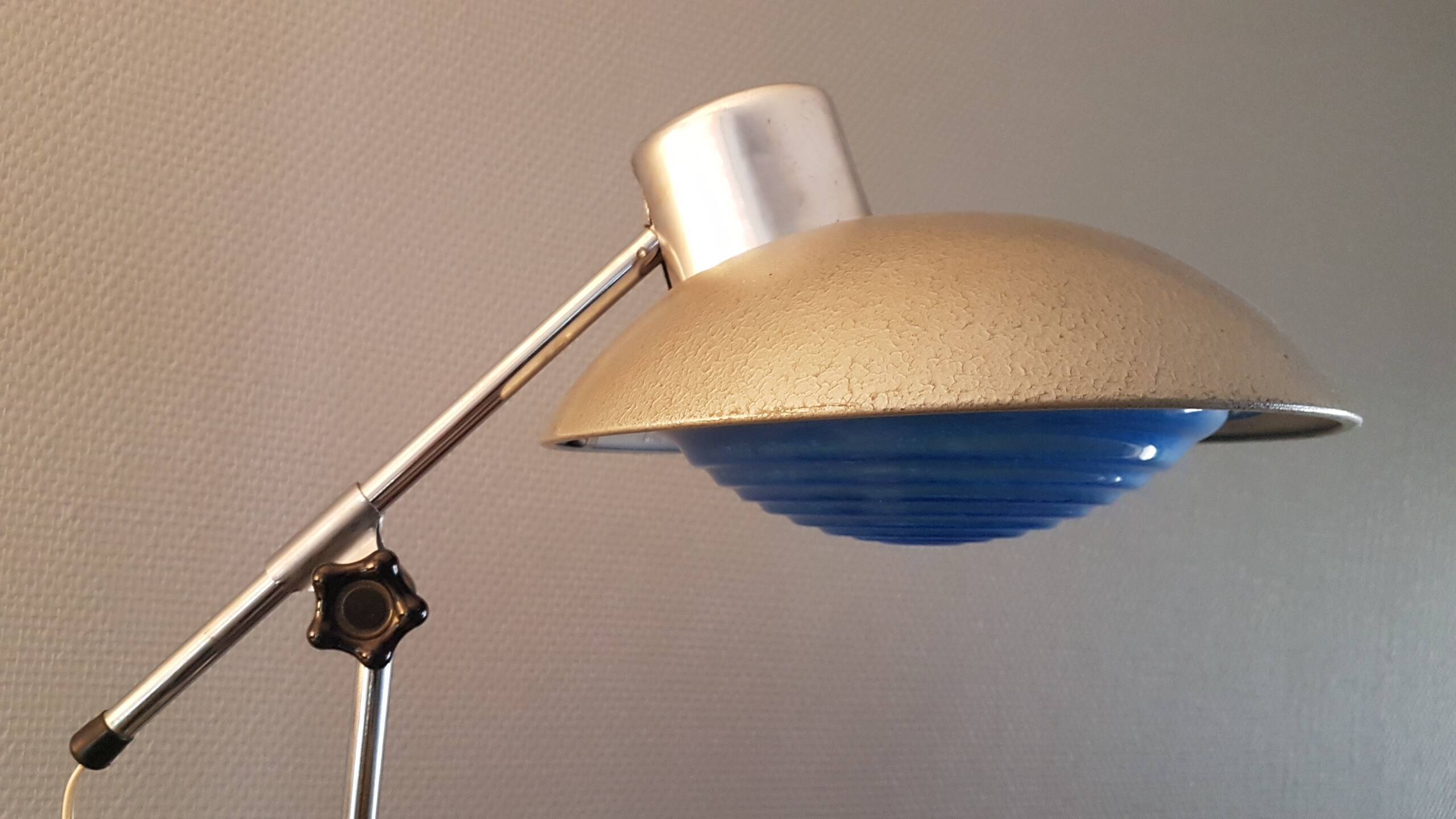 Old articulated lamp signed Ferdinand Solère