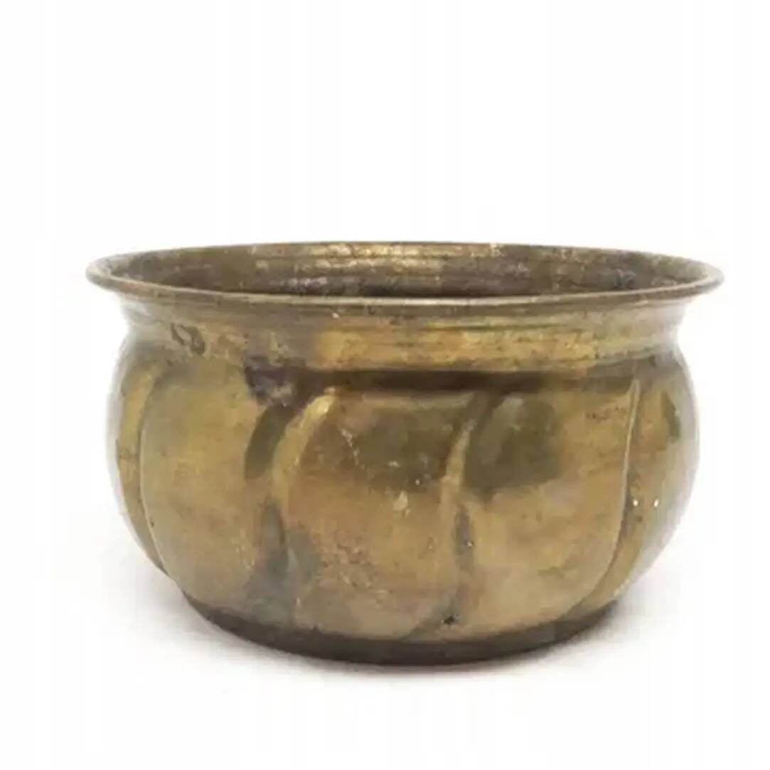Art Deco flowerpot cover, brass, Poland, 1970s