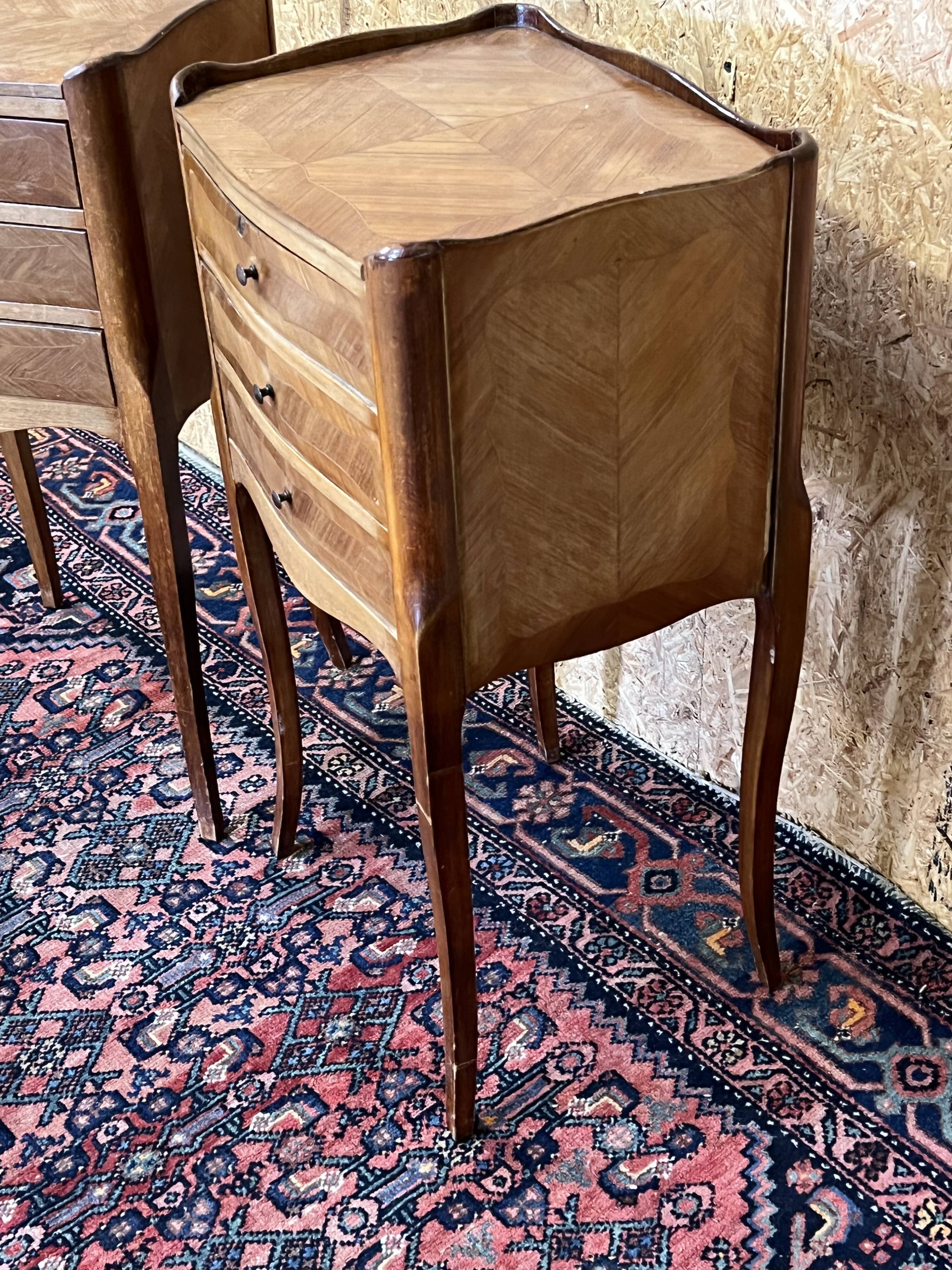 Pair of old Louis XV style bedside tables, in walnut veneer