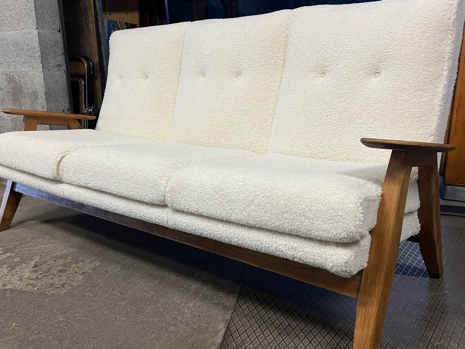 Canape SK 640 Design de Pierre Guariche Steiner année 1950