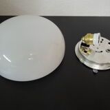 Round opaline ceiling light
