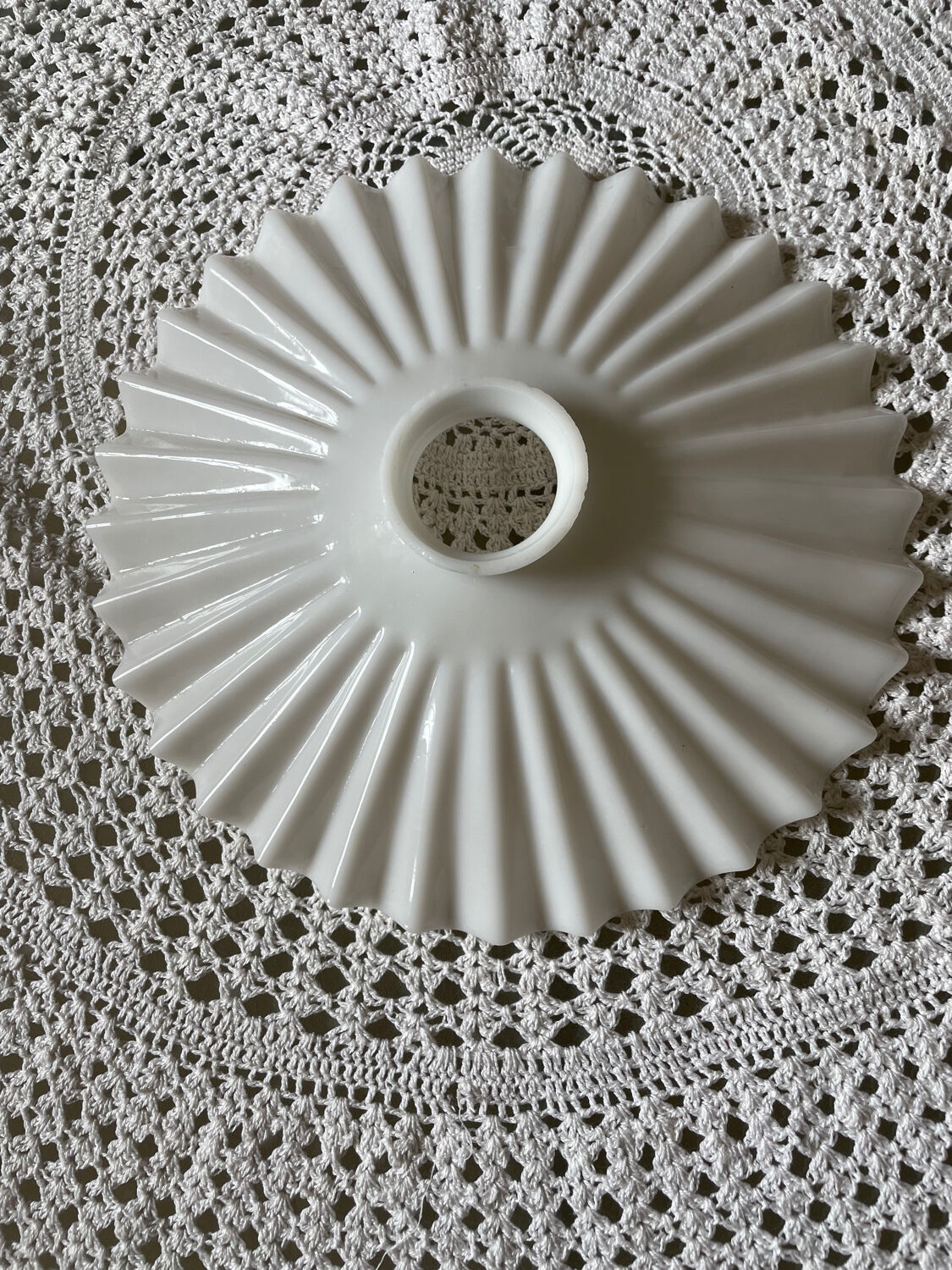Vintage pleated opaline pendant lamp