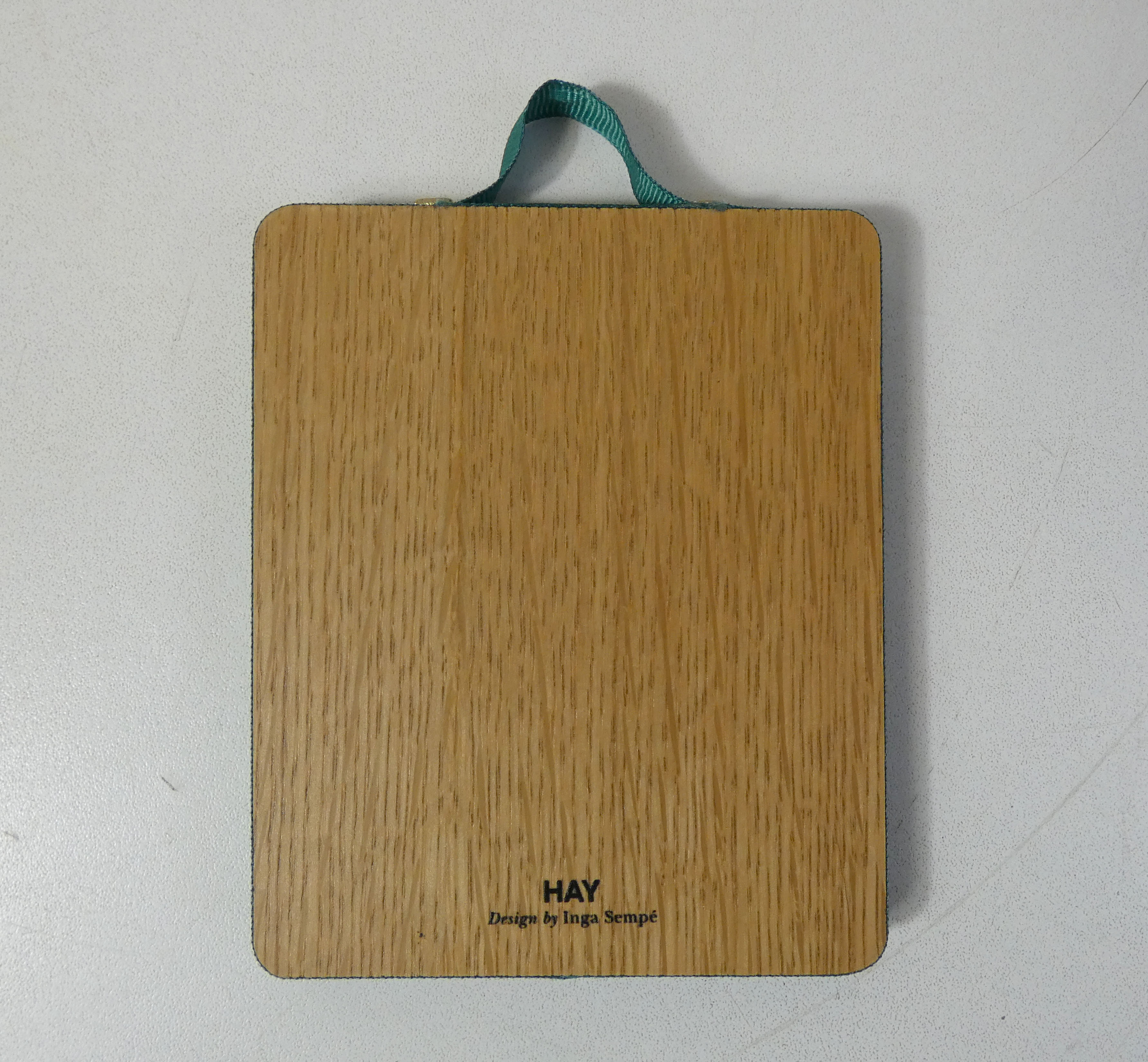 Miroir ruban vert design scandinave Inga Sempé pour Hay