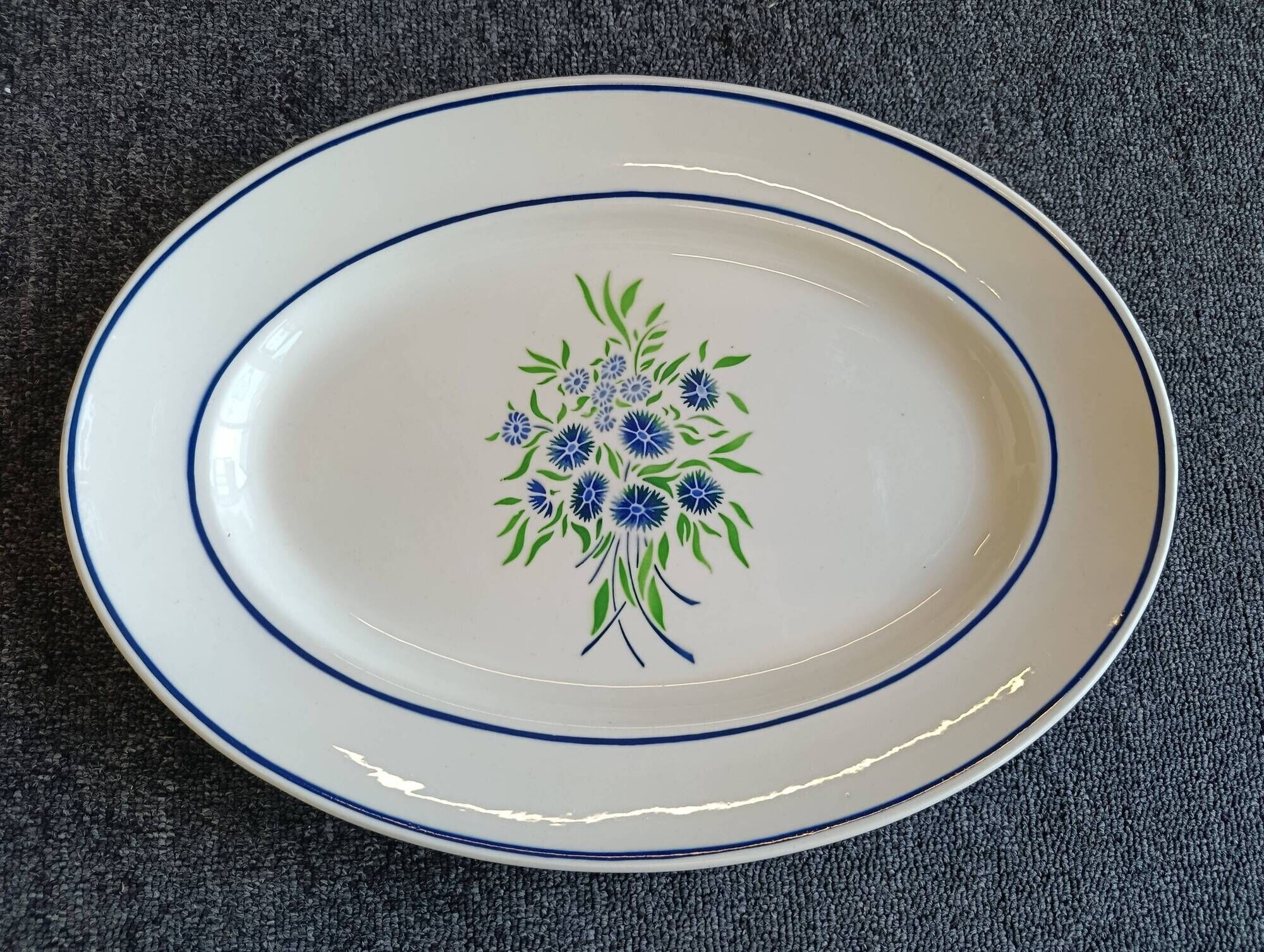 Grand table service Francine, Faïencerie de Badonviller, early 20th century.