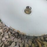 2 enamelled sheet metal suspensions