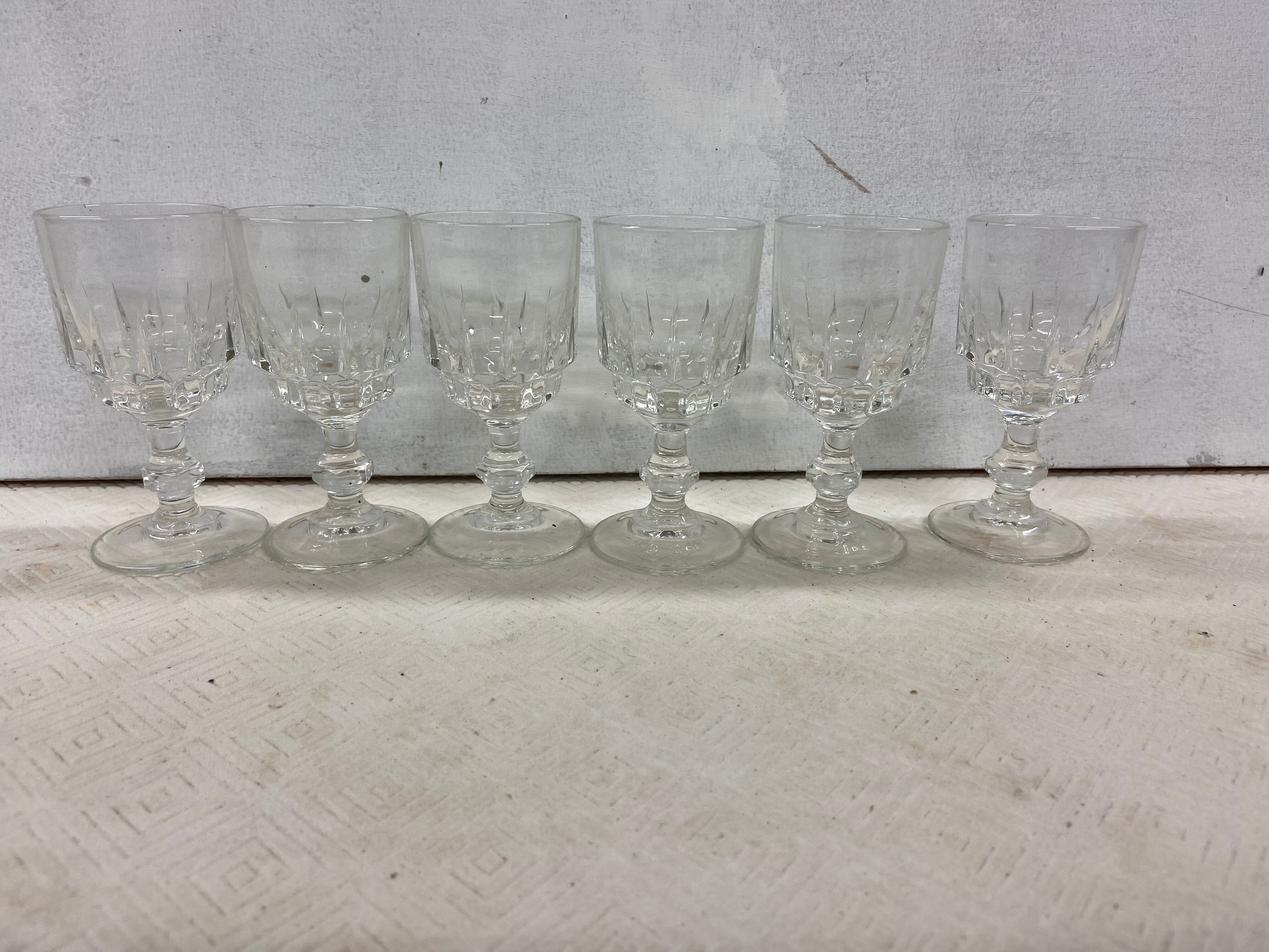 Set of 6 digestive glasses