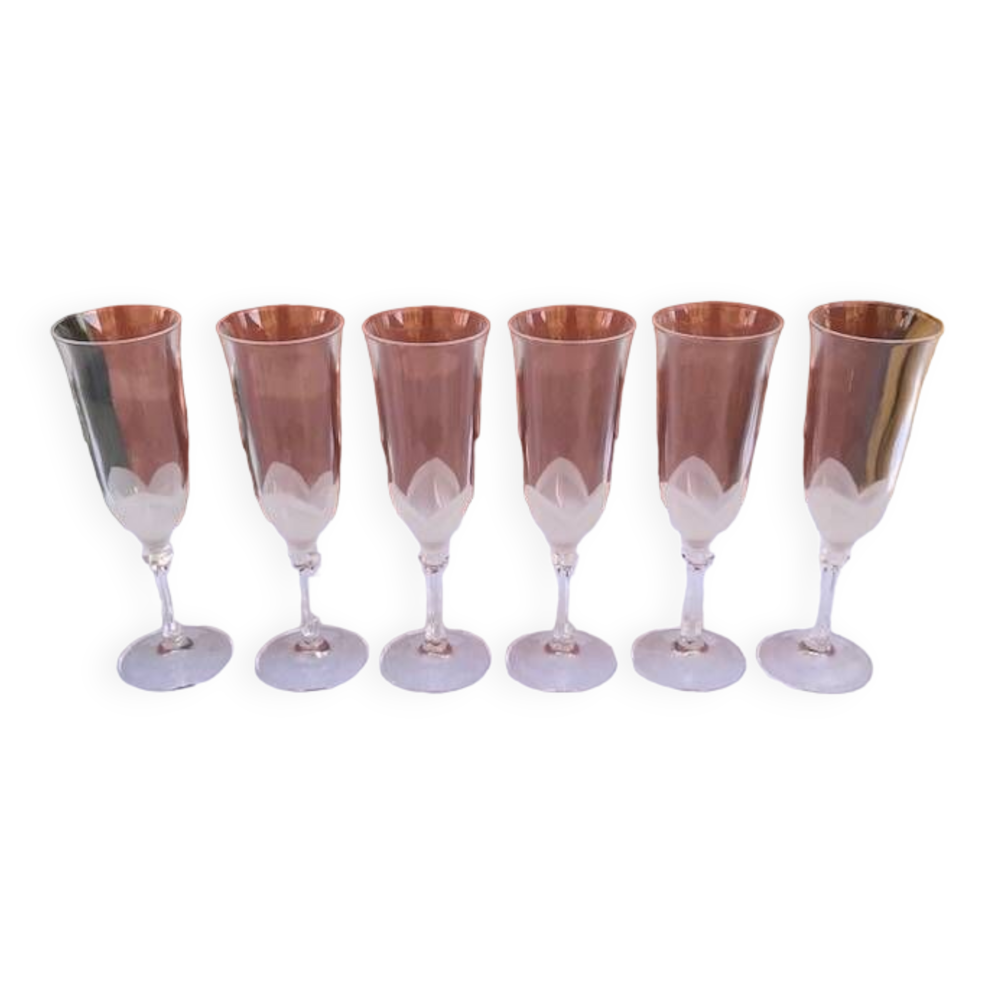 Flutes or stemware