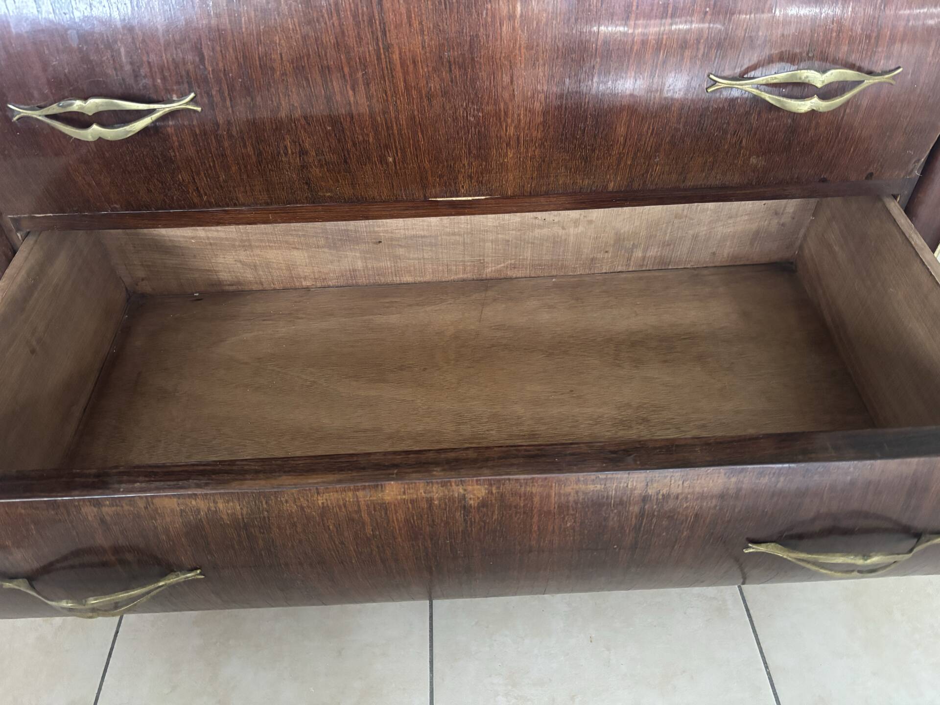 Art Deco chest of drawers