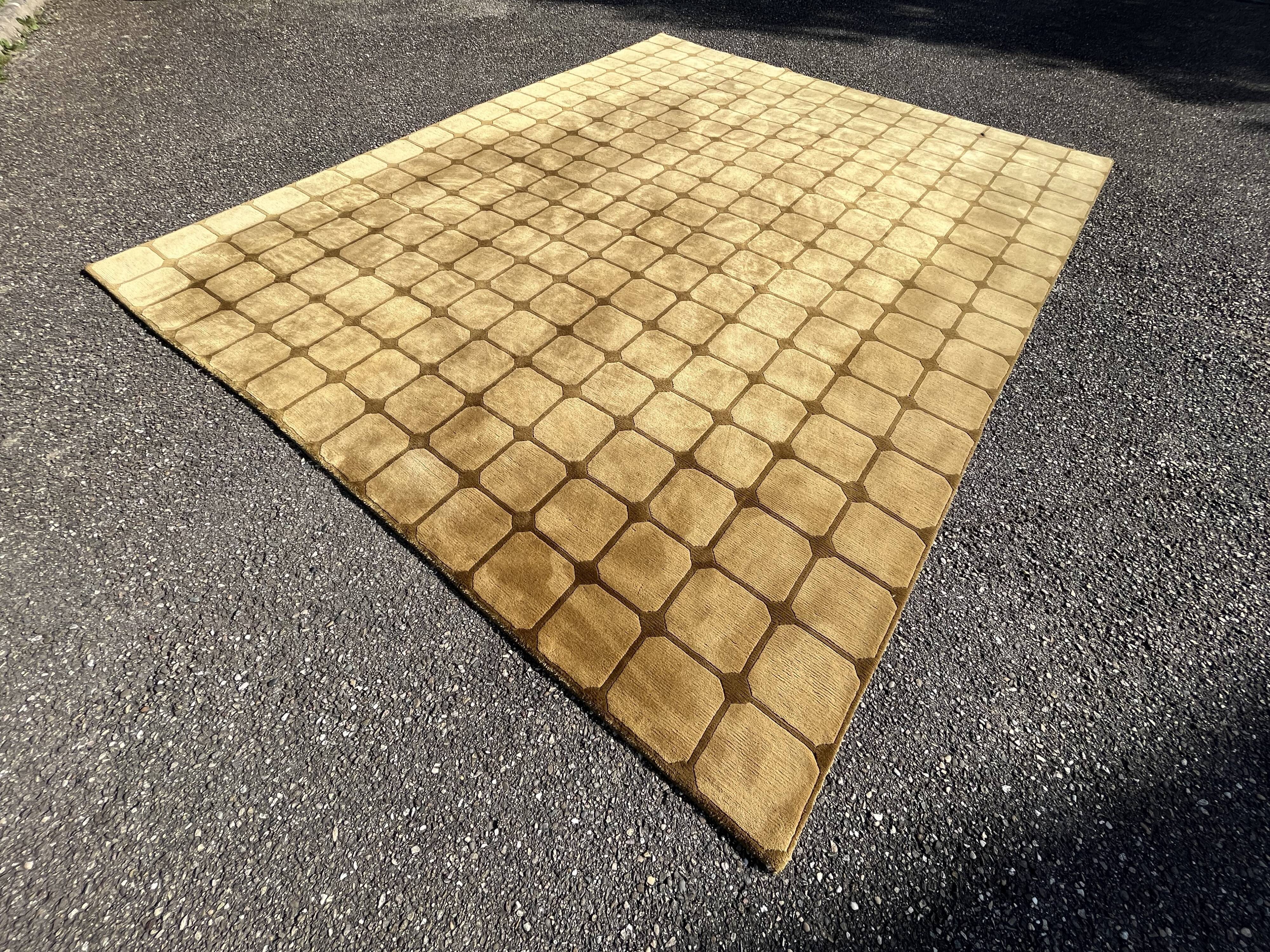 Modern Art Deco Style Carpet