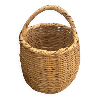 Wicker basket