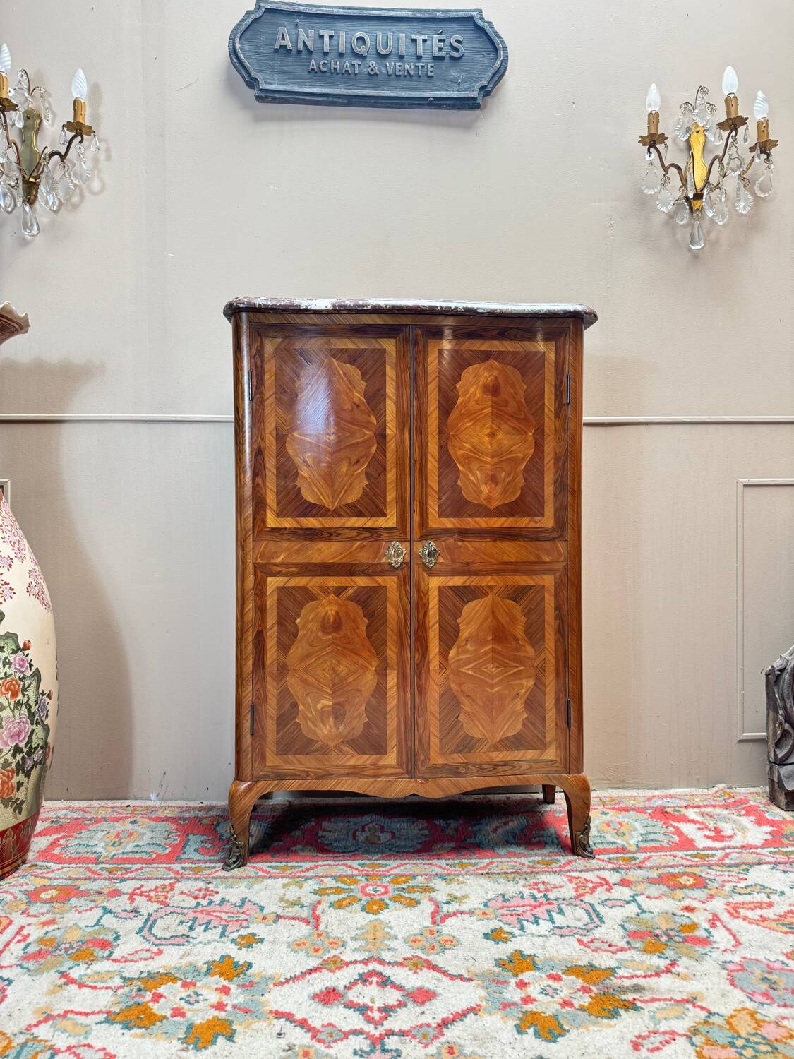 Armoire en marqueterie de style Louis XV, époque Napoléon III XIX eme
