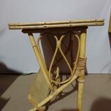 Table  porte revues en rotin vintage