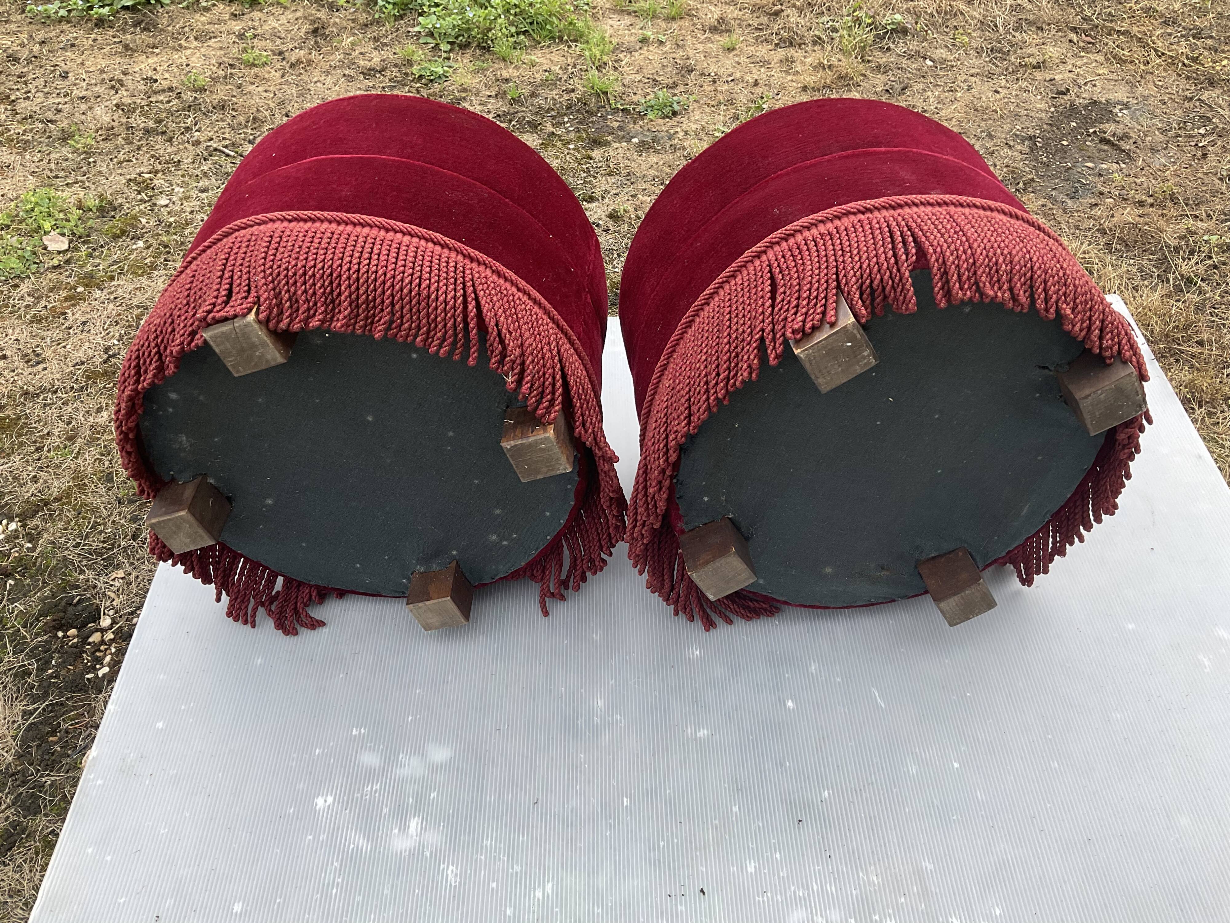 Pair of poufs