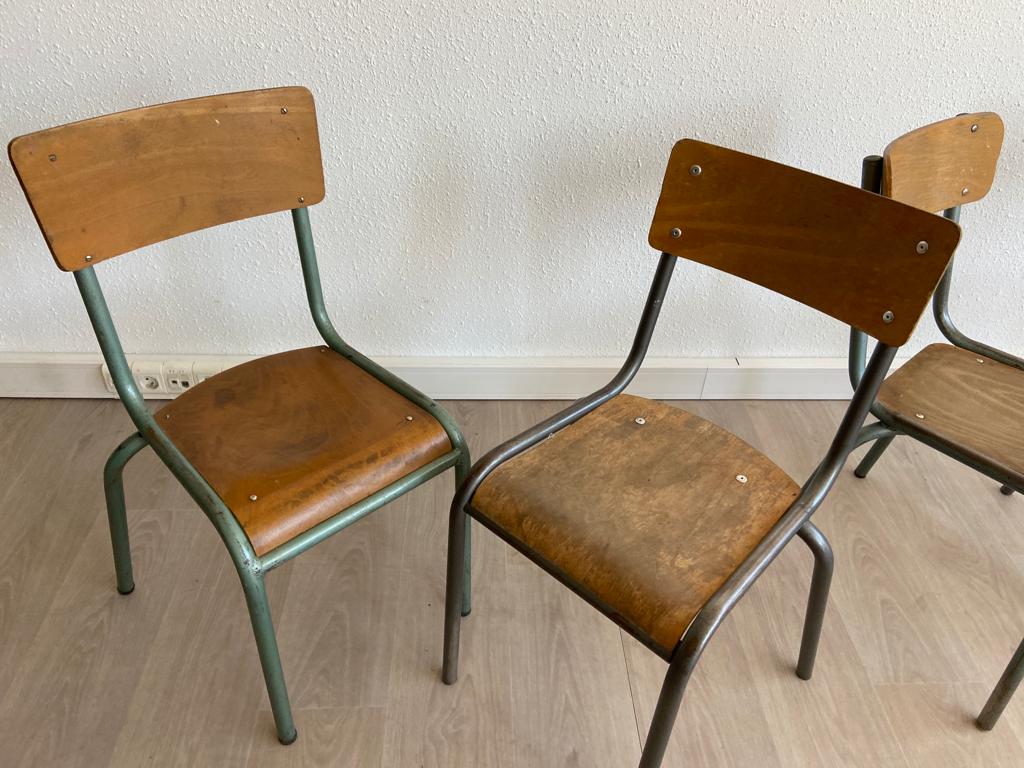 20 vintage mismatched school chairs