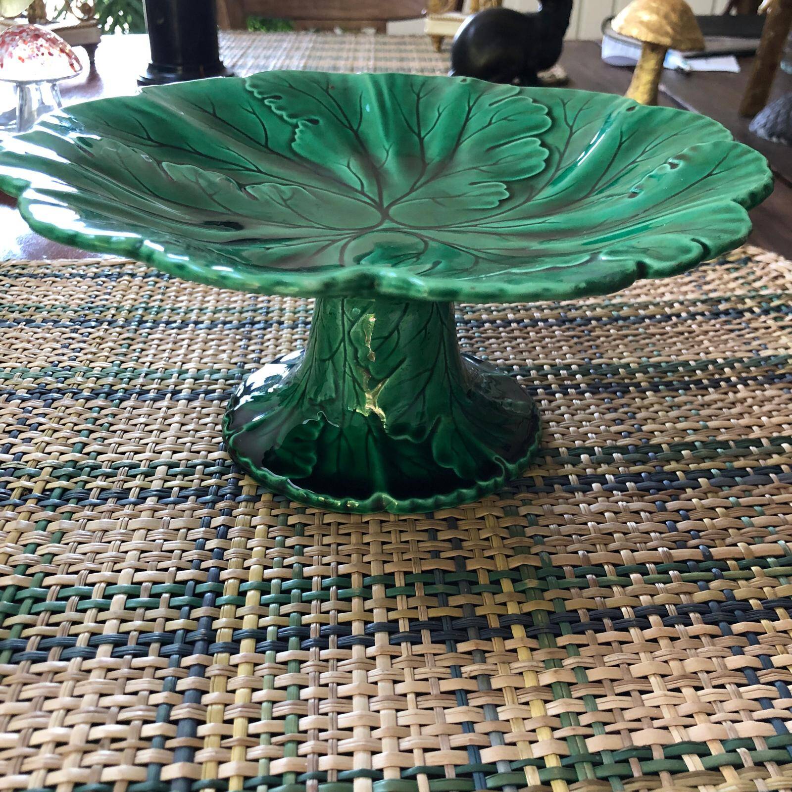 Fruit bowl / compote dish in green earthenware