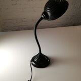 Desk lamp