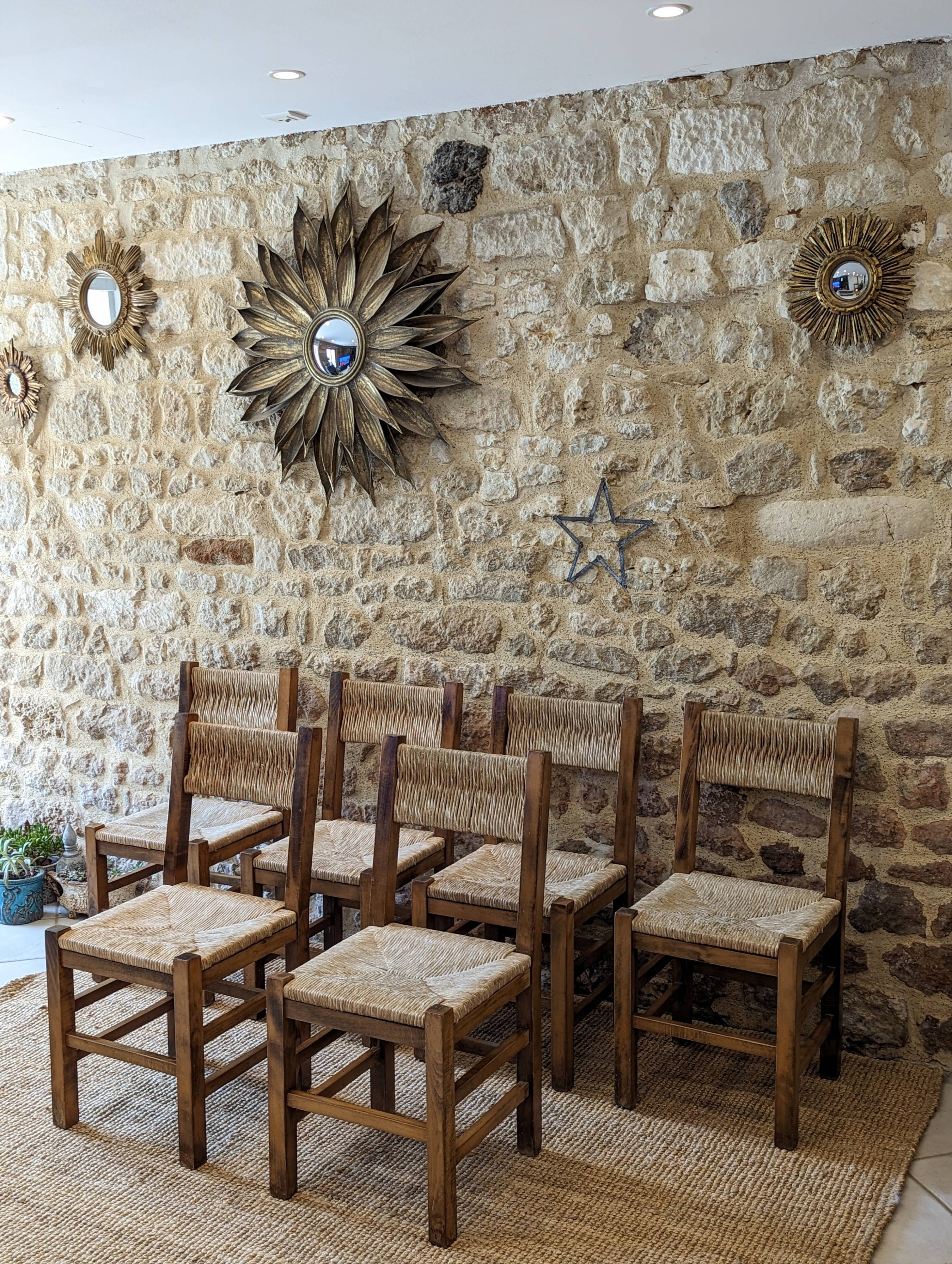 Chaises brutaliste