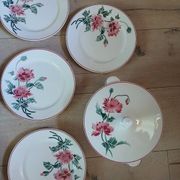 12 assiettes plates anciennes + soupière HBCM