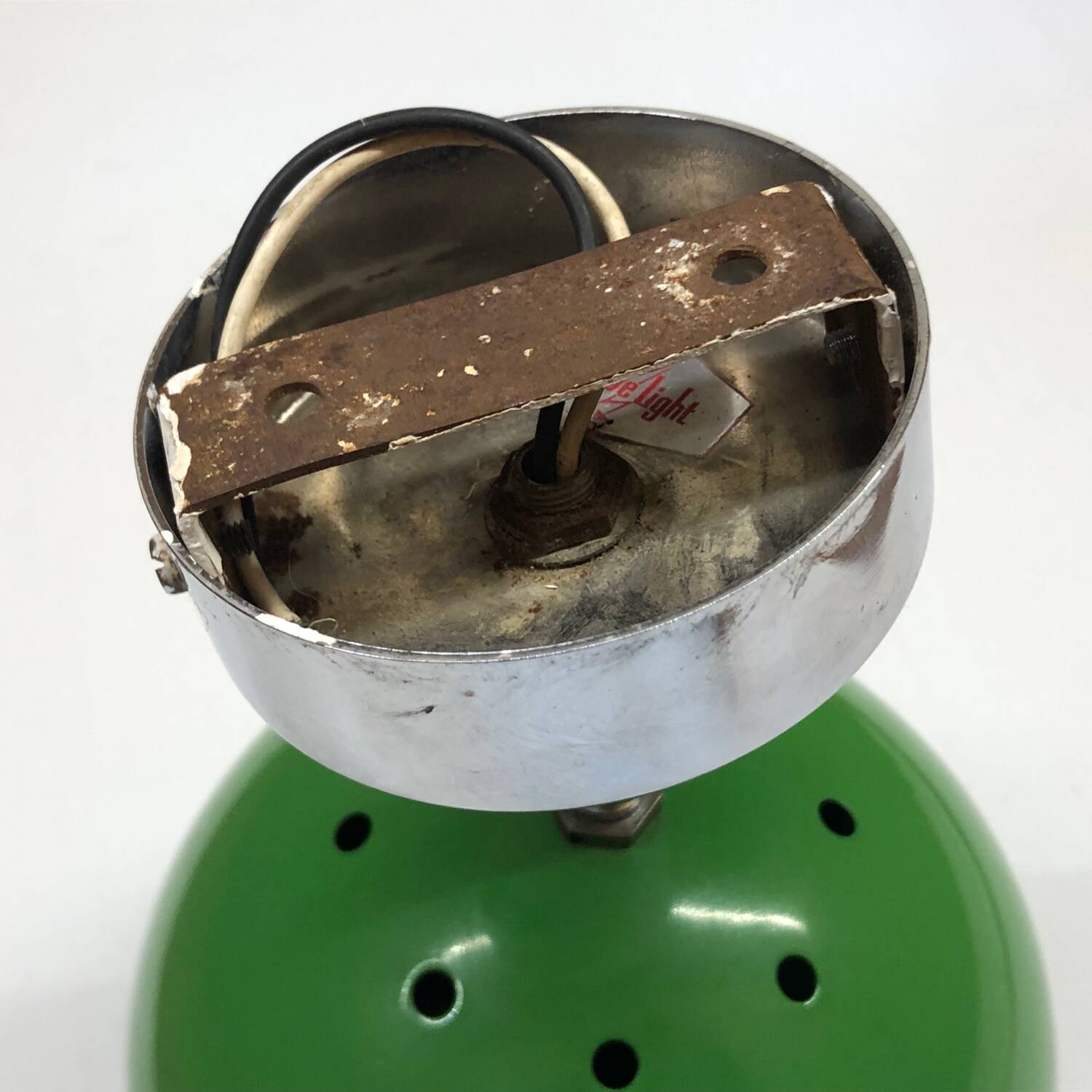 Lampe applique Eyeball Space Age verte en tôle émaillée