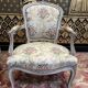 Paire de fauteuils cabriolets de style Louis XV