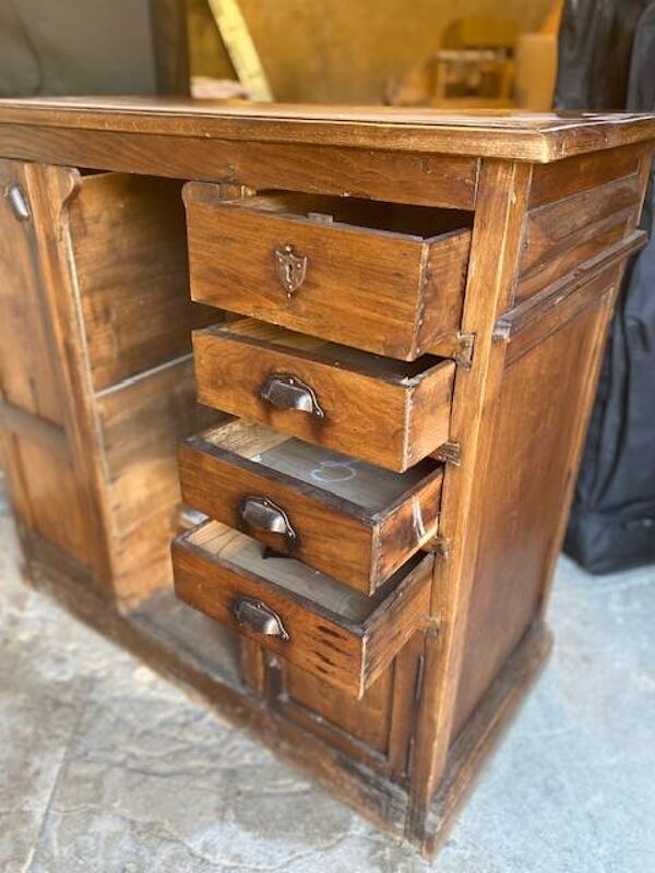 Comptoir de style L XIII d'époque Nap. III.