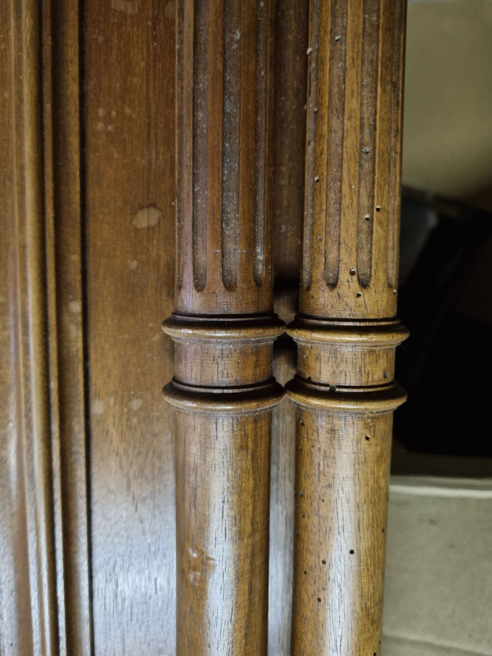 Mirror Trumeau, Henri II, early twentieth century, oak and beveled mirror