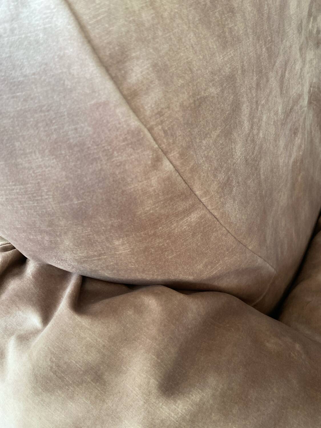 Fauteuil vintage italien en velours