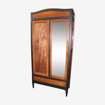 Armoire parisienne noir et bois