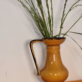 Mustard pitcher