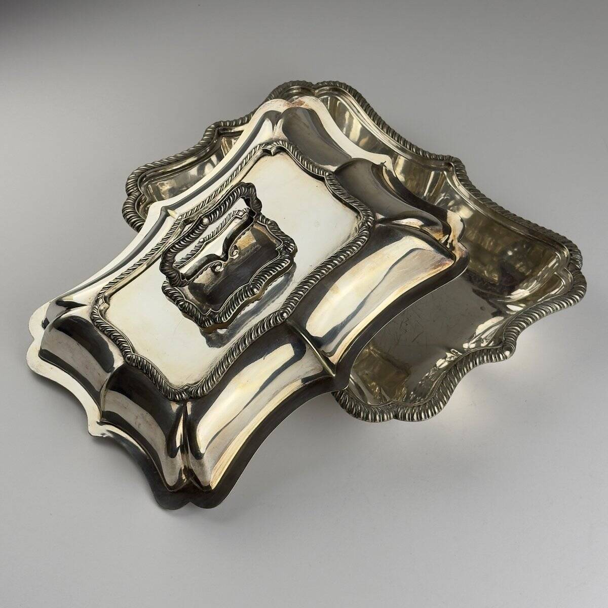 Antique silver-plated serving dish from Sheffield, early 20th century, England.