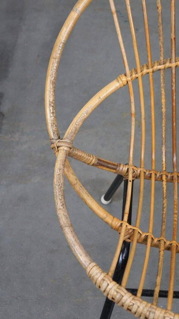 Vintage 1960s rattan Dutch design chair