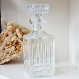 Cast crystal decanter