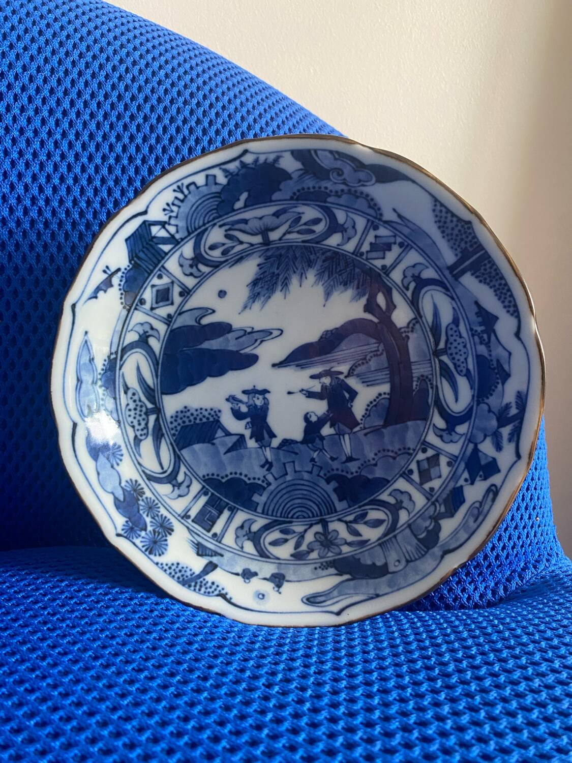 Assiette en porcelaine