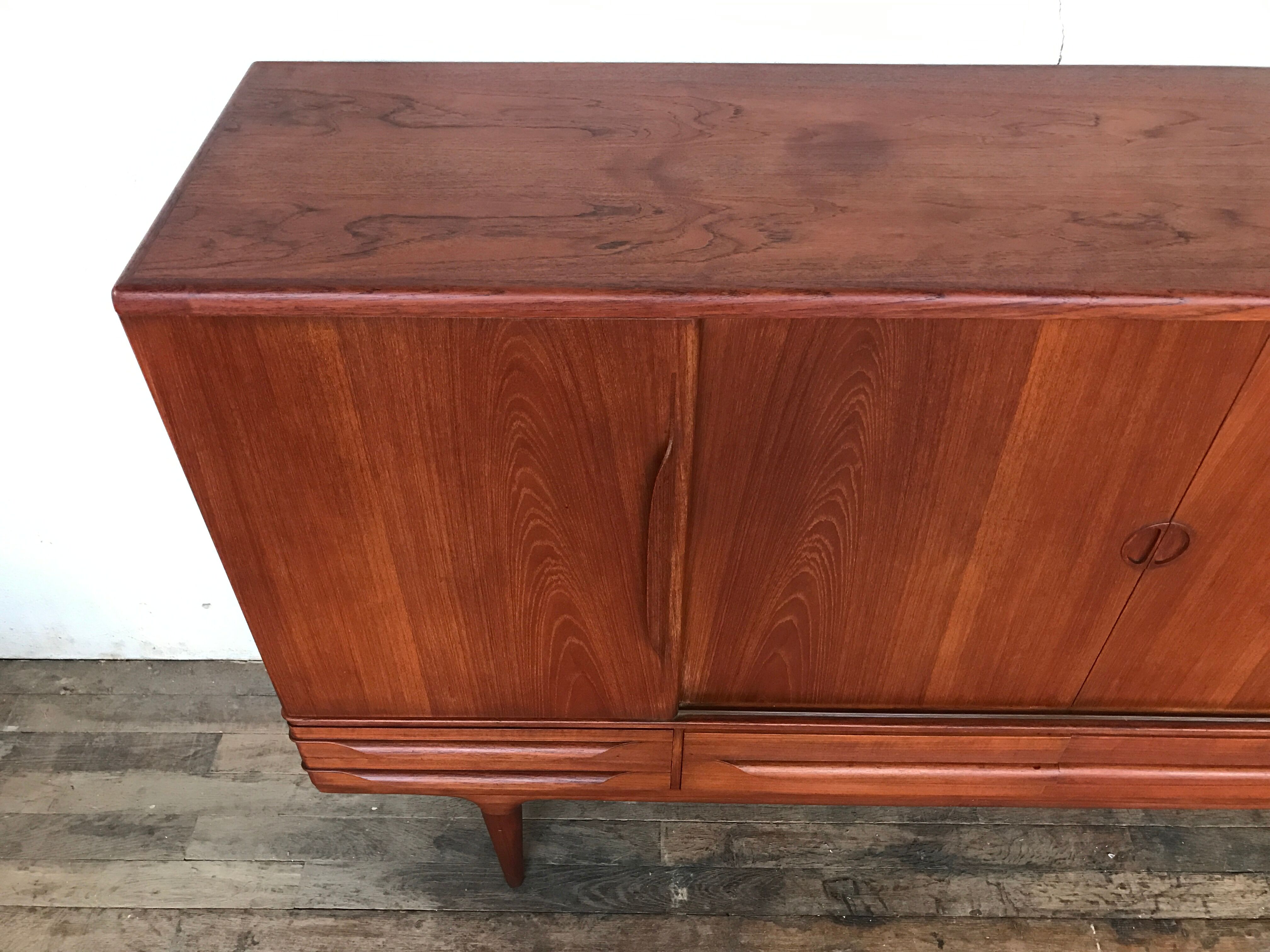 Buffet um14 Johannes Andersen Scandinavian teak