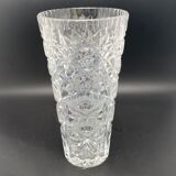 Vase en verre transparent ciselé