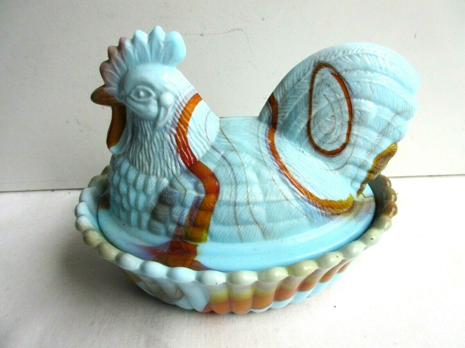Sweet sugar candy Vallérysthal, blue opaline marbled with brown: Hen on nest