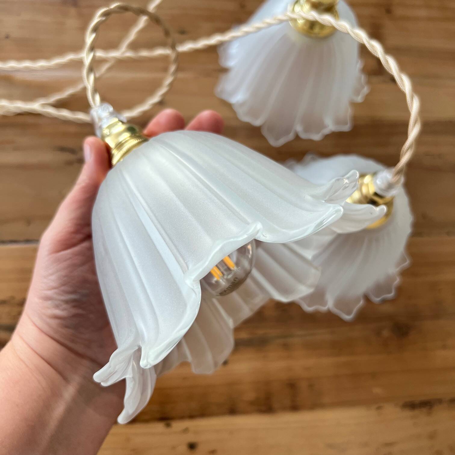 Vintage “tulip” portable lamp