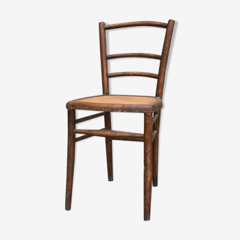 Chair with seating in caning
