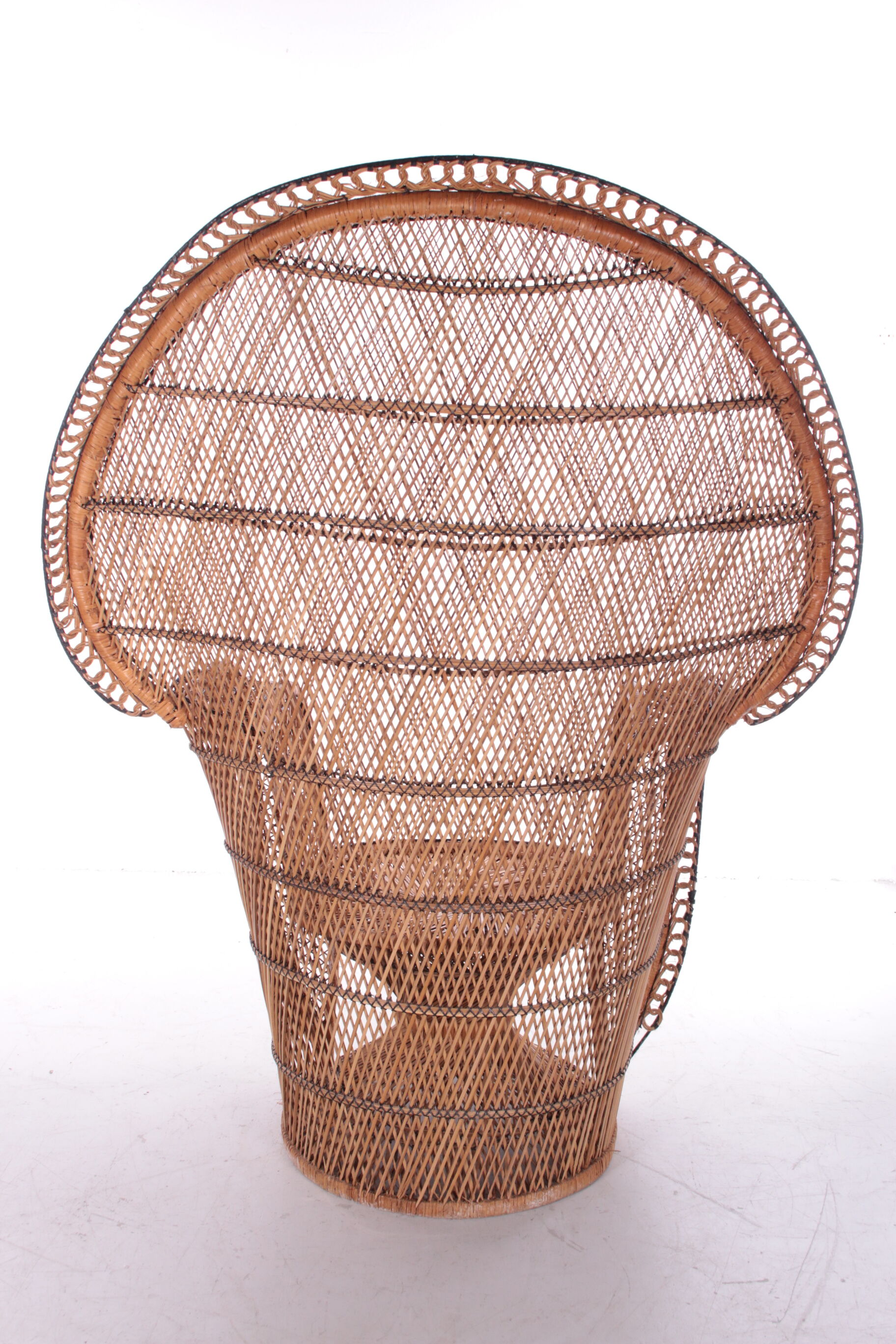 French King Sized Emmanuelle Peacock Chair, 1960s