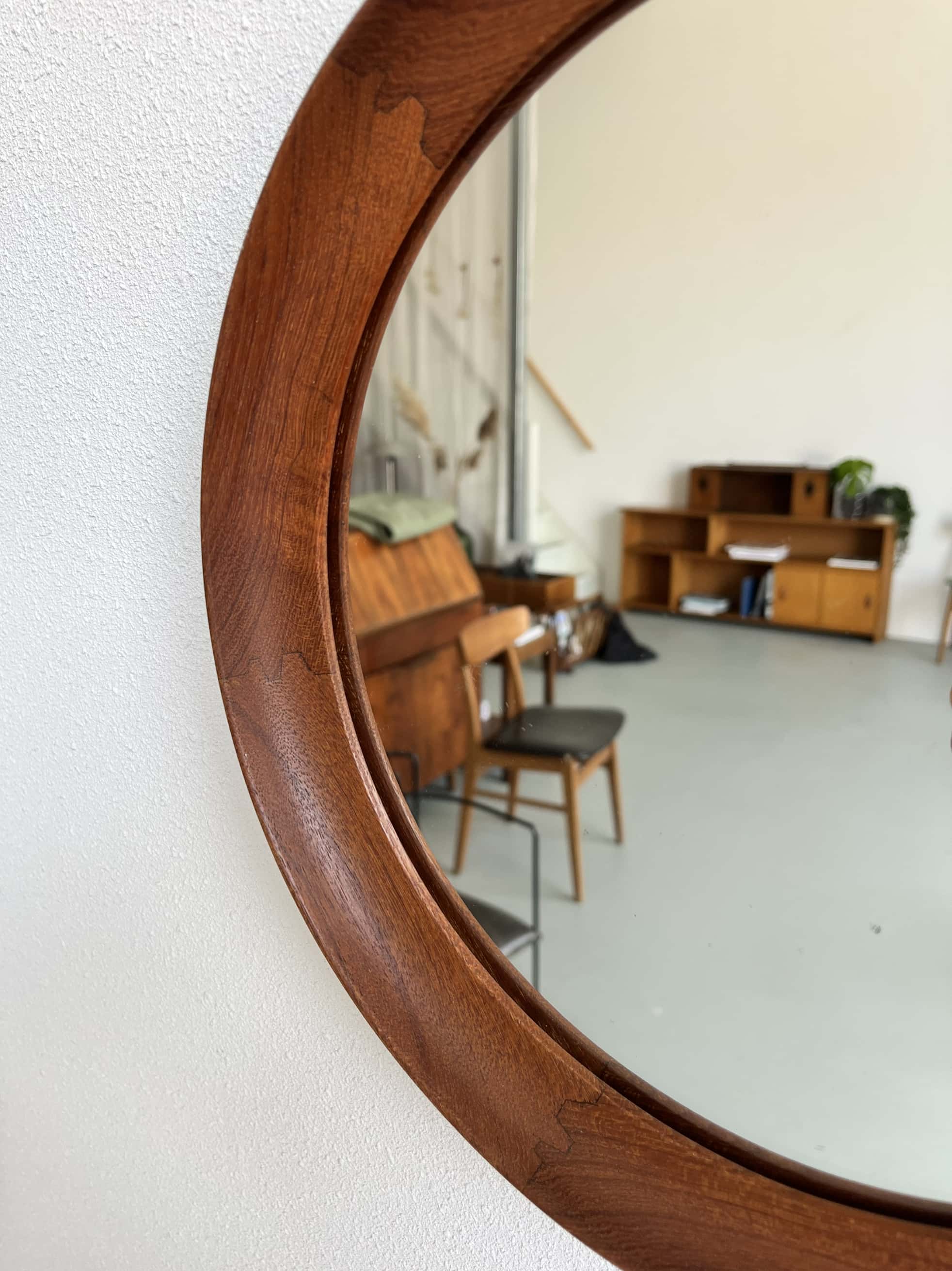 Round mirror 60