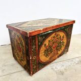 Coffre Populaire Peint Vintage Pin Massif – Art Folk Alsacien