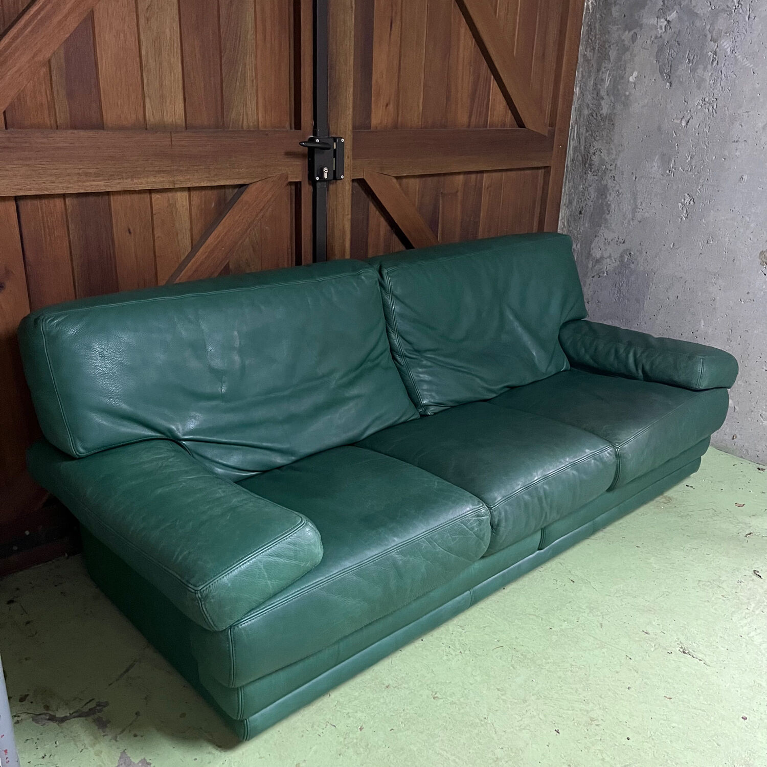 Roche Bobois living room green leather made in Italy
